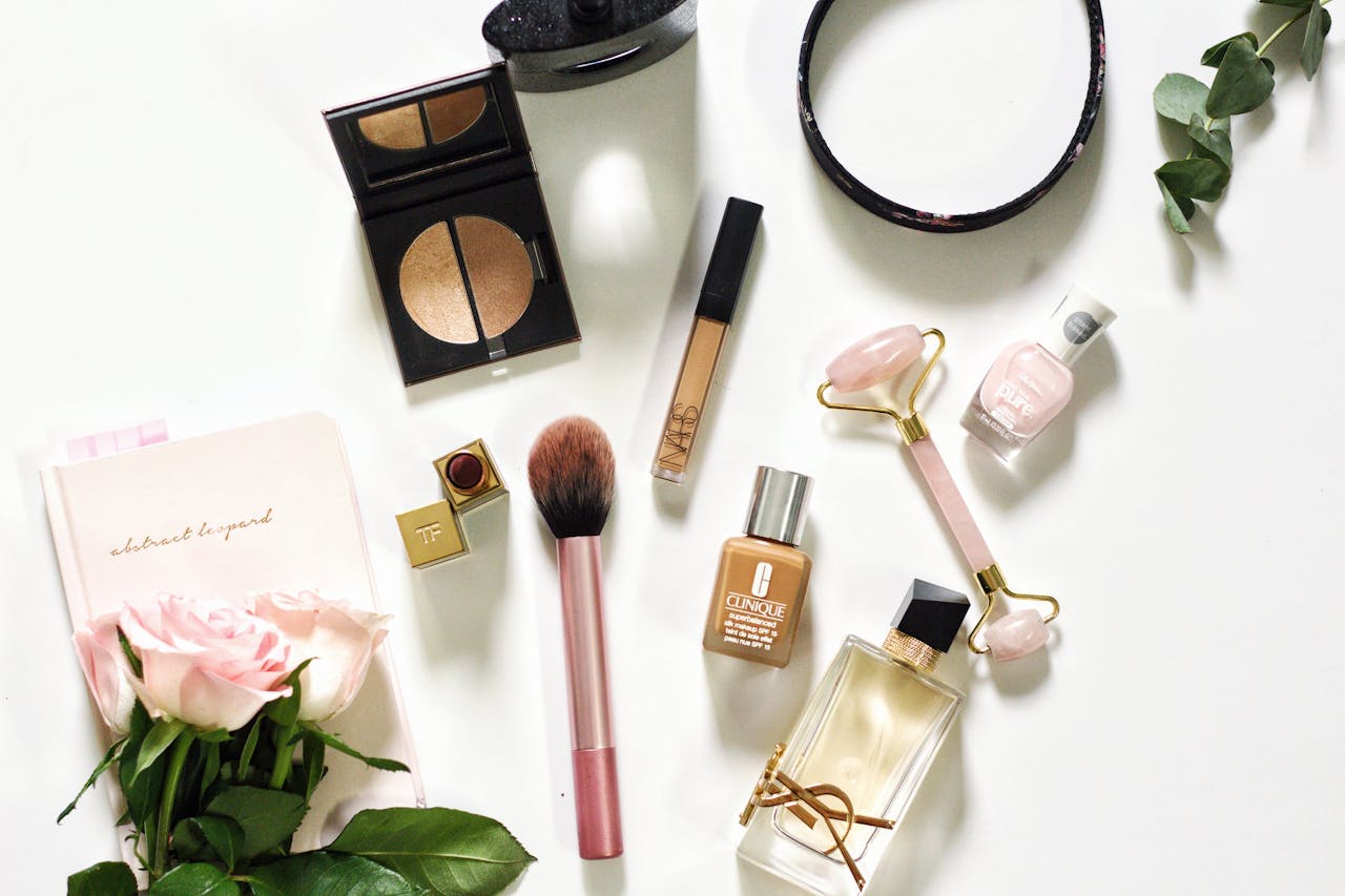 beautician at home salon on beautybrands near me