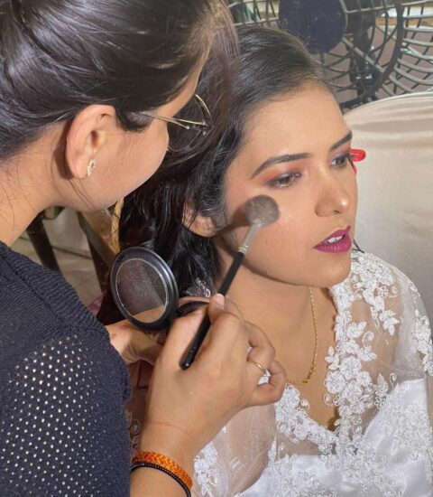 Bridal Makeup Artist at Shanti Patel Academy