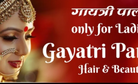 Best beauty parlour in Kopar Khairane offering professional facial services and bridal makeup.