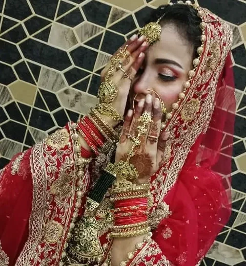 Best Bridal Makeup Artist in Mumbra